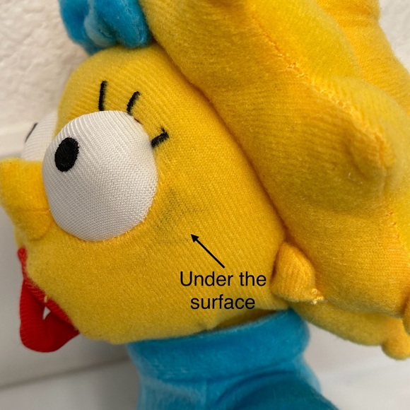 Universal Studios Maggie Simpson Plush 9” (A6) - Picture 10 of 11